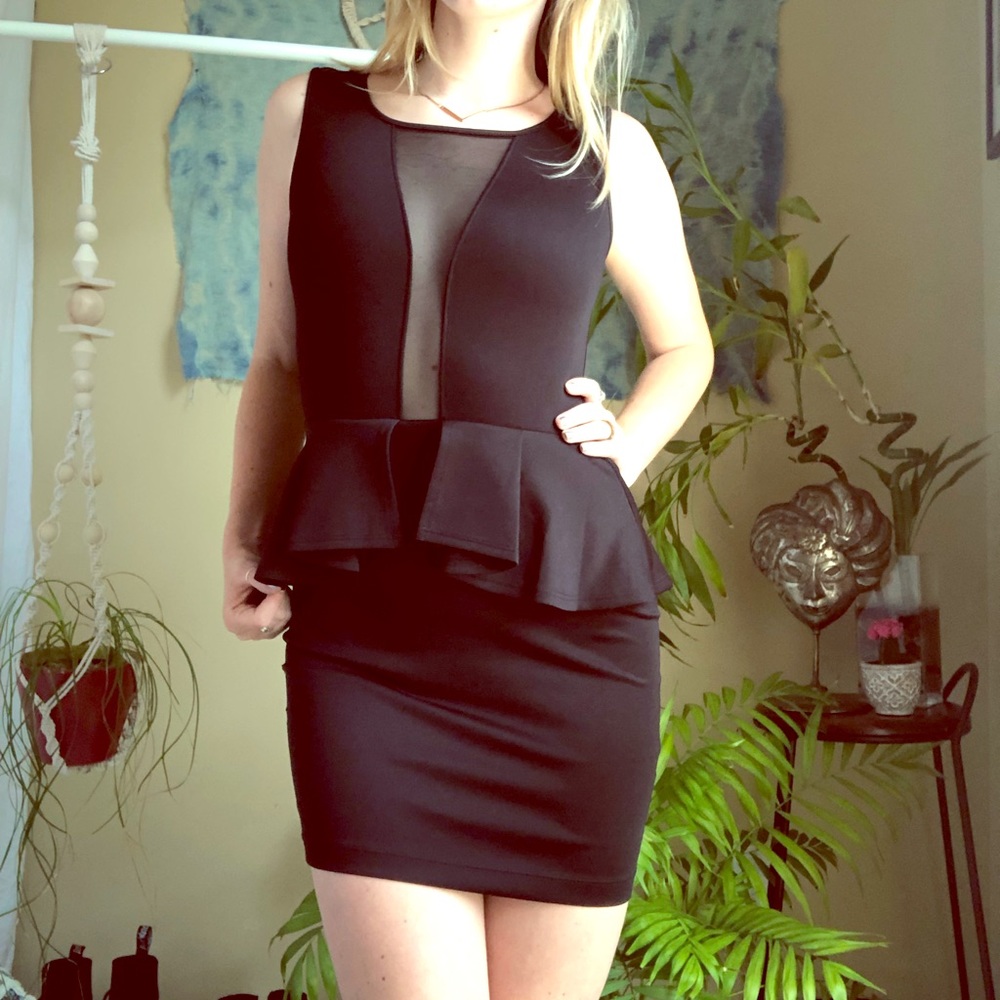 🍒GUESS Business Bodycon
